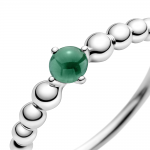 טבעת כסף מחרוזת לב ירוק עד